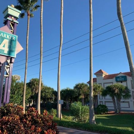 Quality Inn & Suites Kissimmee By The Lake Four Corners Exterior photo