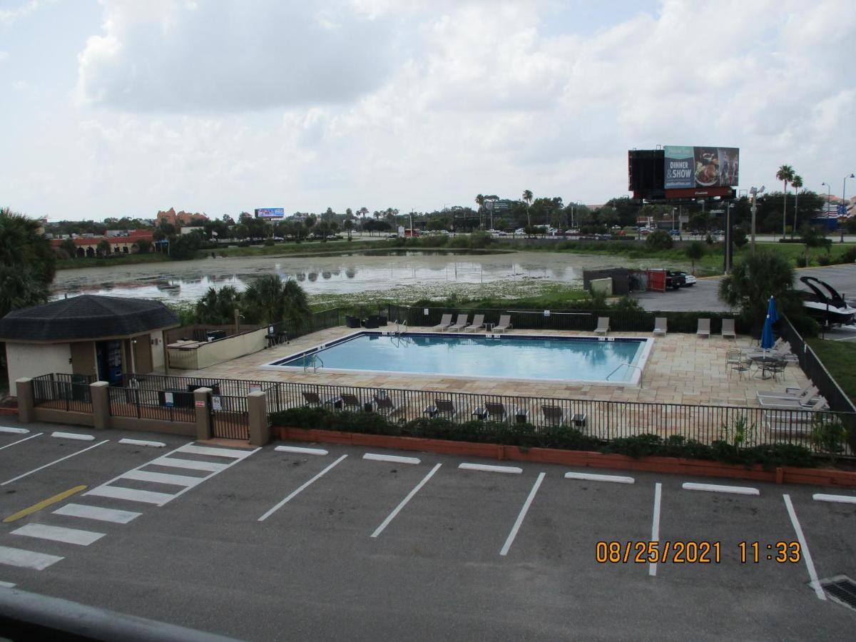 Quality Inn & Suites Kissimmee By The Lake Four Corners Exterior photo